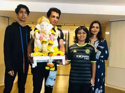 sonu sood family